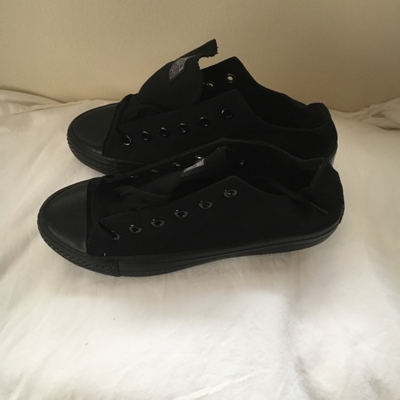 Converse - Picture 2 of 3